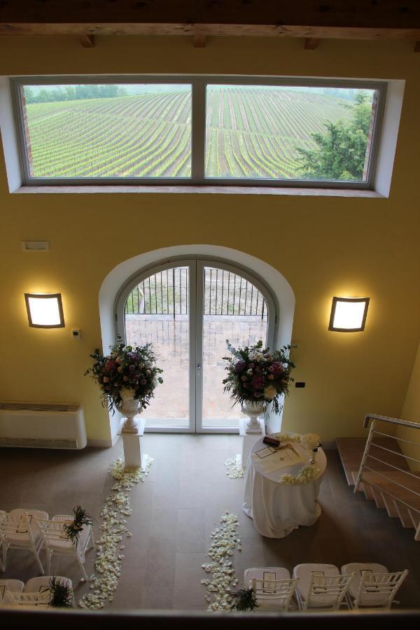 Agriturismo Terra Rossa Valiano Exteriér fotografie